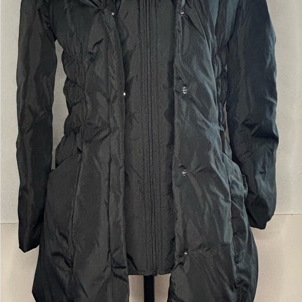 Tahari Women's Stylish Black Puffer Jacket